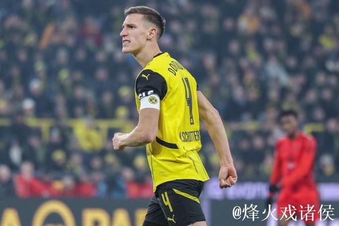 巴萨有意多特边后卫瑞尔森,已联系球员代理人 巴萨有意多特边后卫瑞尔森,已联系球员代理人