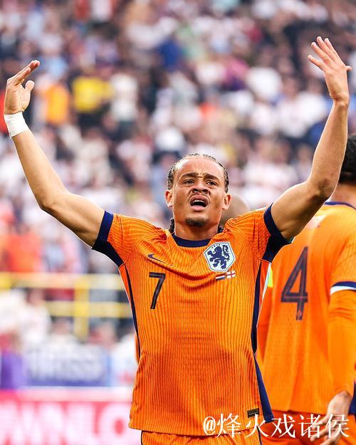 哈维-西蒙斯：享受当下状态；我和孙兴慜默契十足